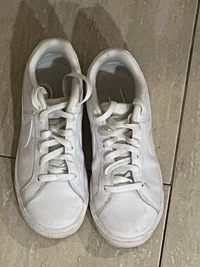 Nike Court Royale 2 White Leather Sneakers – Women’s Size 7